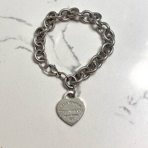 Tiffany and Co. Return to Tiffany Heart Tag Charm Bracelet in Silver